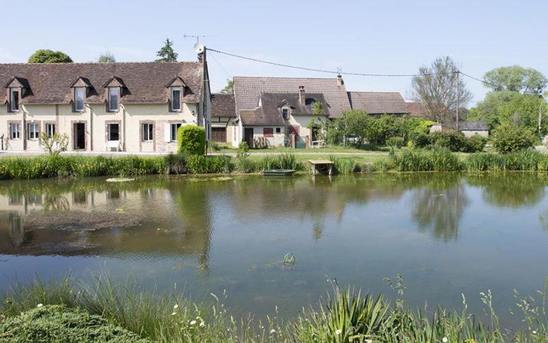 Hotel Holistica Saint-Fargeau  Zewnętrze zdjęcie