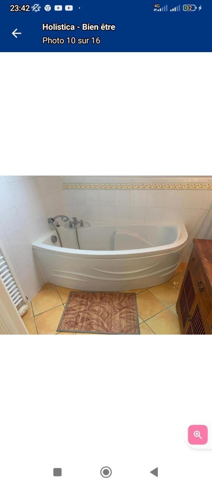 Hotel Holistica Saint-Fargeau  Zewnętrze zdjęcie