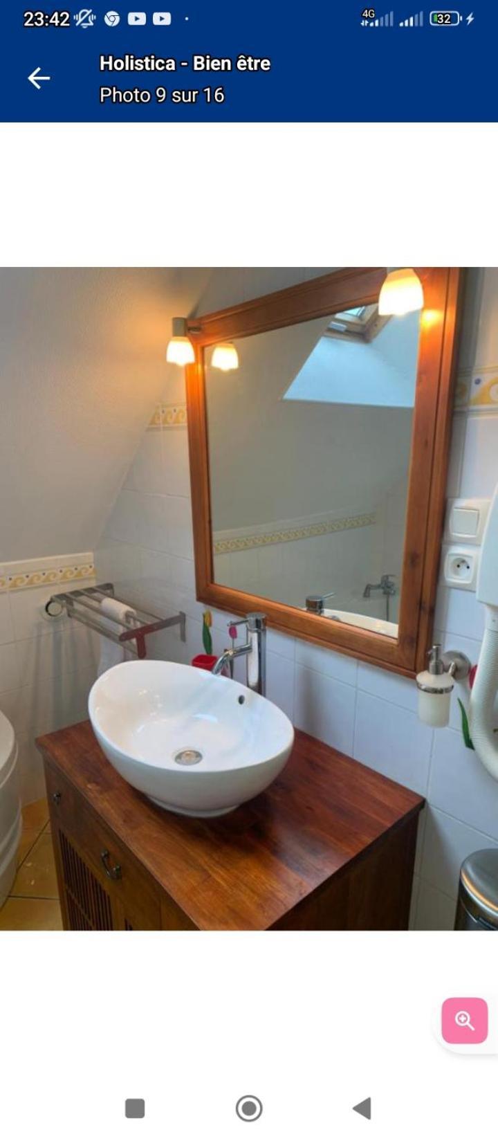 Hotel Holistica Saint-Fargeau  Zewnętrze zdjęcie